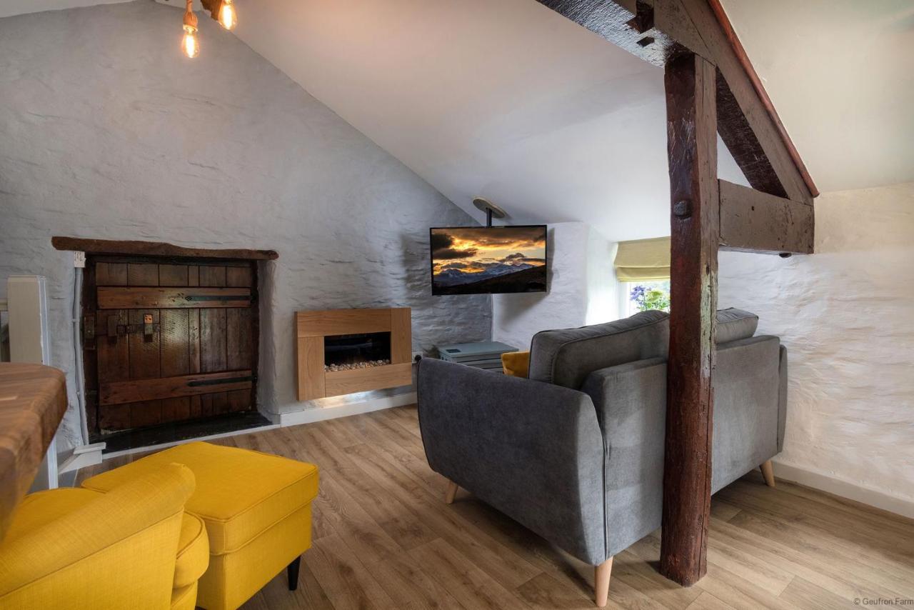 Dog Friendly Cottage, Geufron Farm Near Tywyn Bryn-crug Ngoại thất bức ảnh